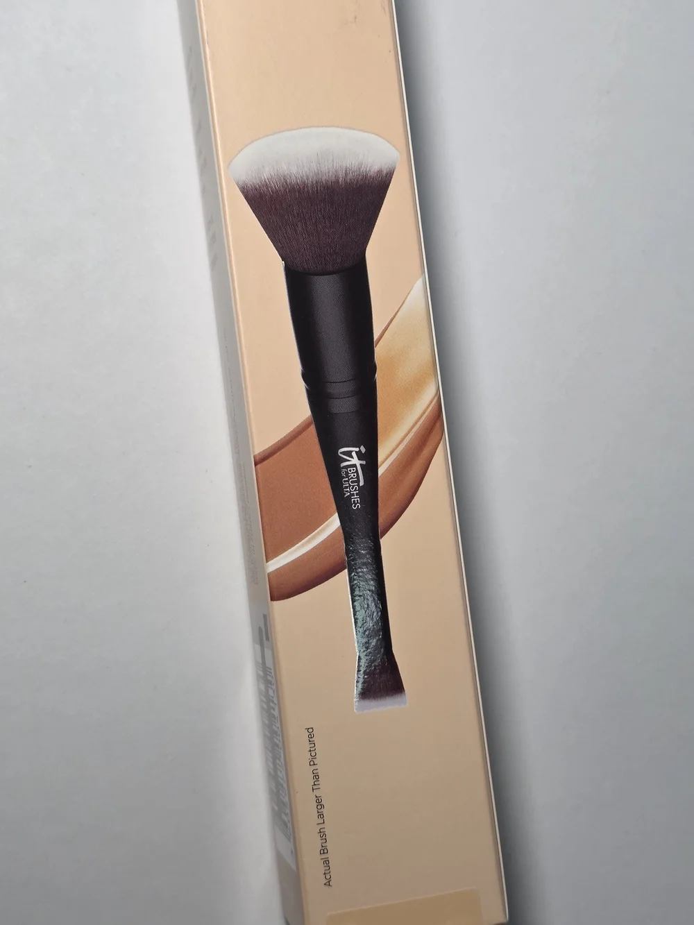 IT Brushe Airbrush 132 Dual-Ended Complexion Brush - White/Peach